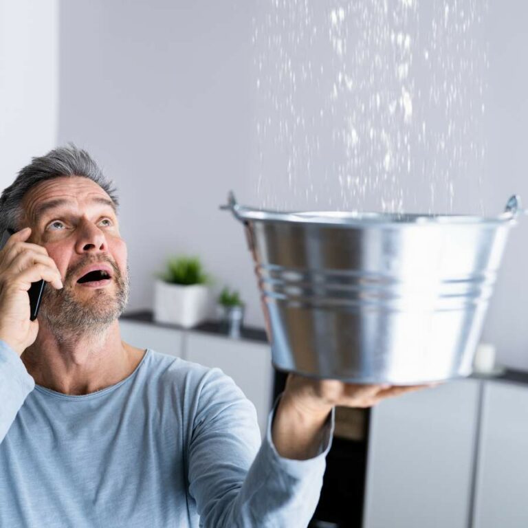 Détection d'une fuite de toiture à Écully